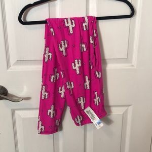 Agnes & Dora Leggings NWT. Large HOT pink